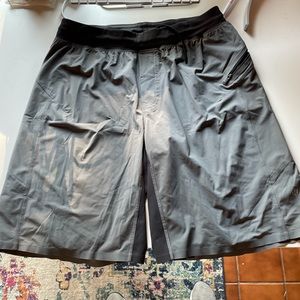 Lululemon Men’s Assert Short
